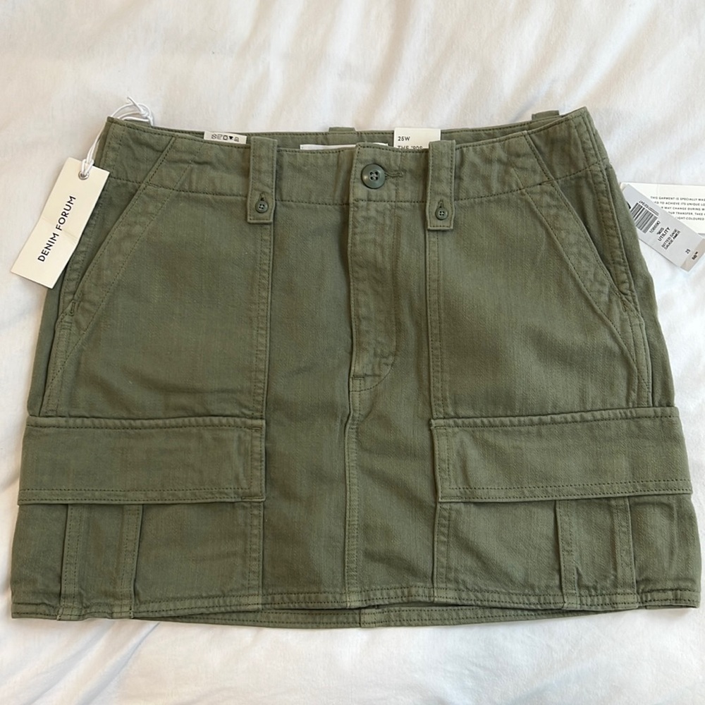 Denim Forum the ‘90s utility skirt